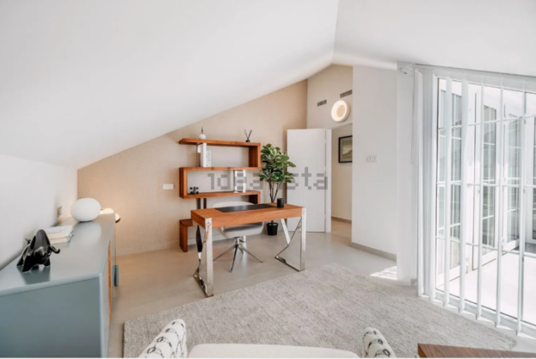 1770368238-product_file-31658